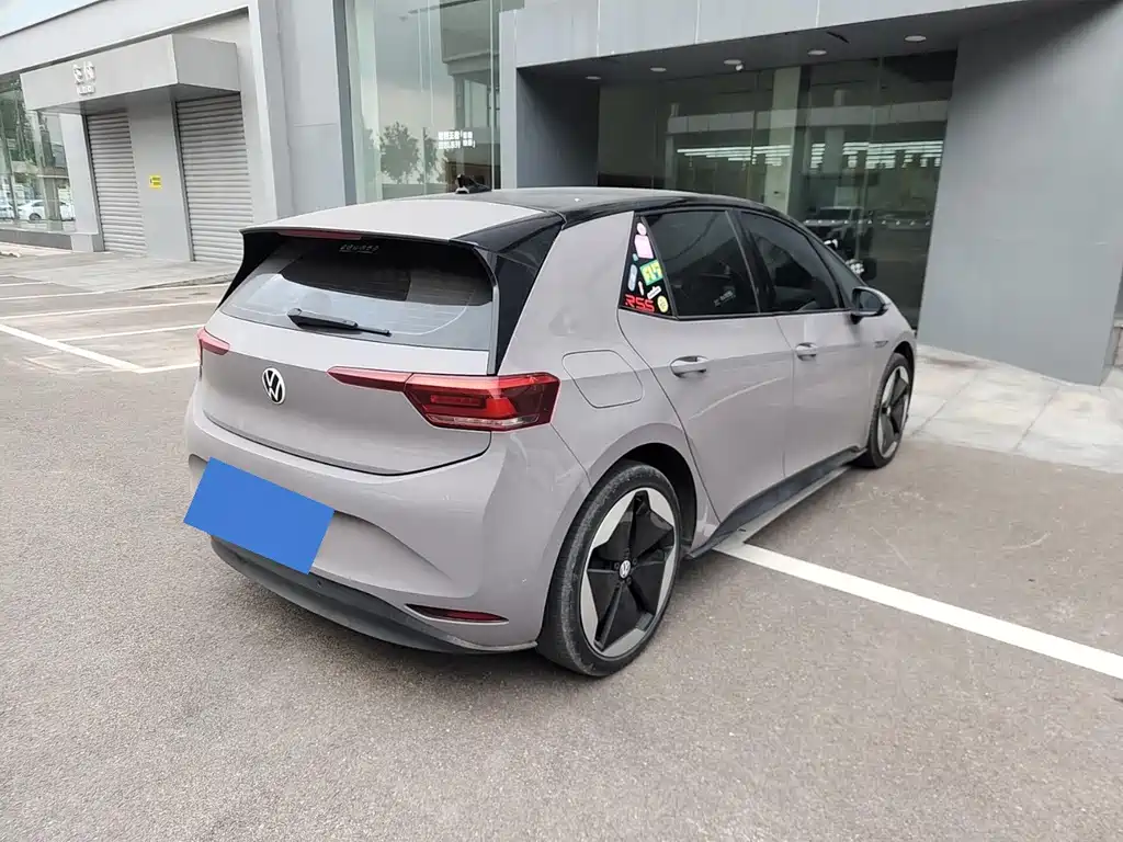 Volkswagen ID.3 — миниатюра 2