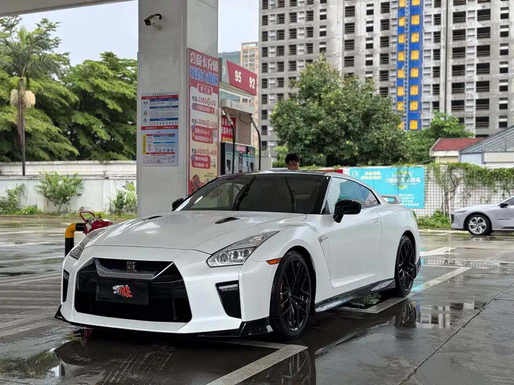 Nissan GT-R 2013 3.8T Premium Edition