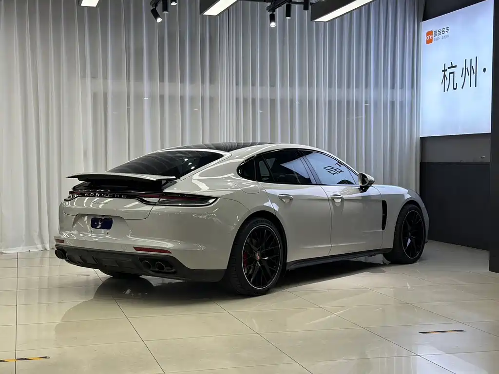 Porsche Panamera — миниатюра 4