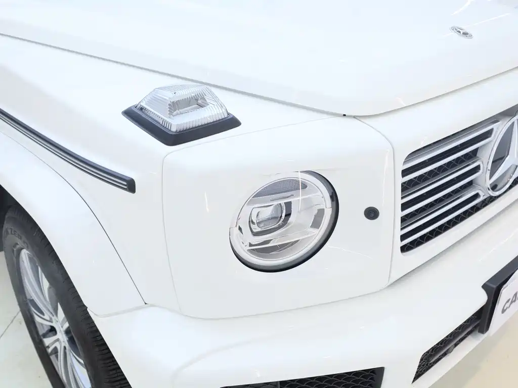 Mercedes-Benz G-Class — миниатюра 11
