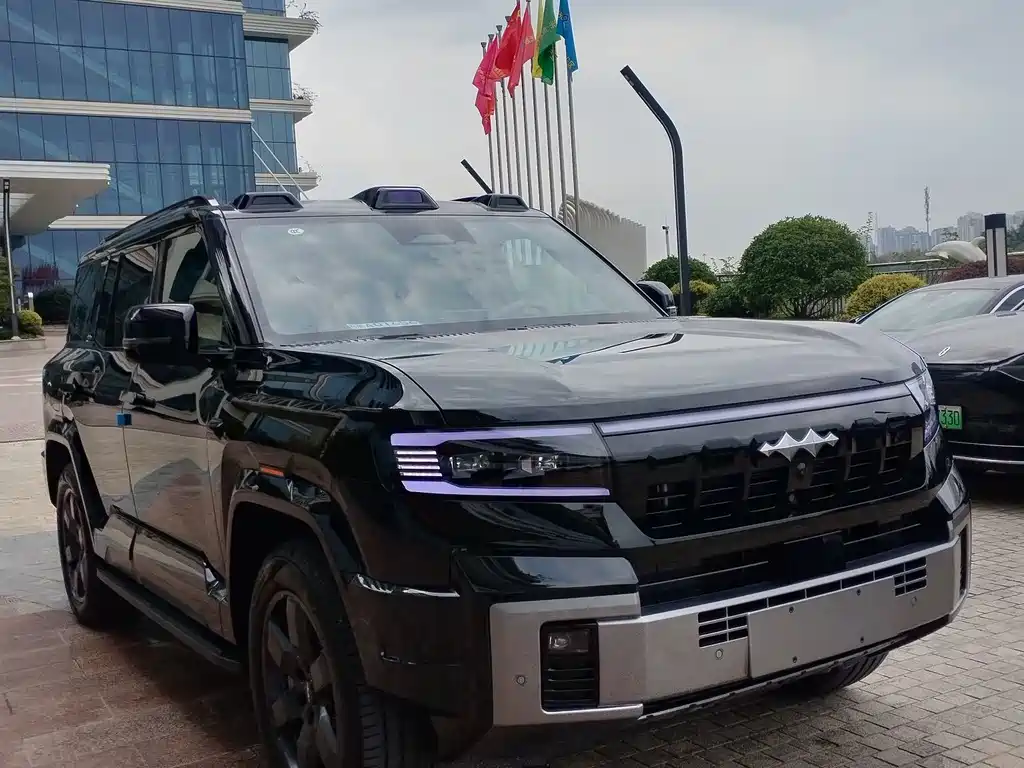 Fang Cheng Bao Leopard 8 — миниатюра 3