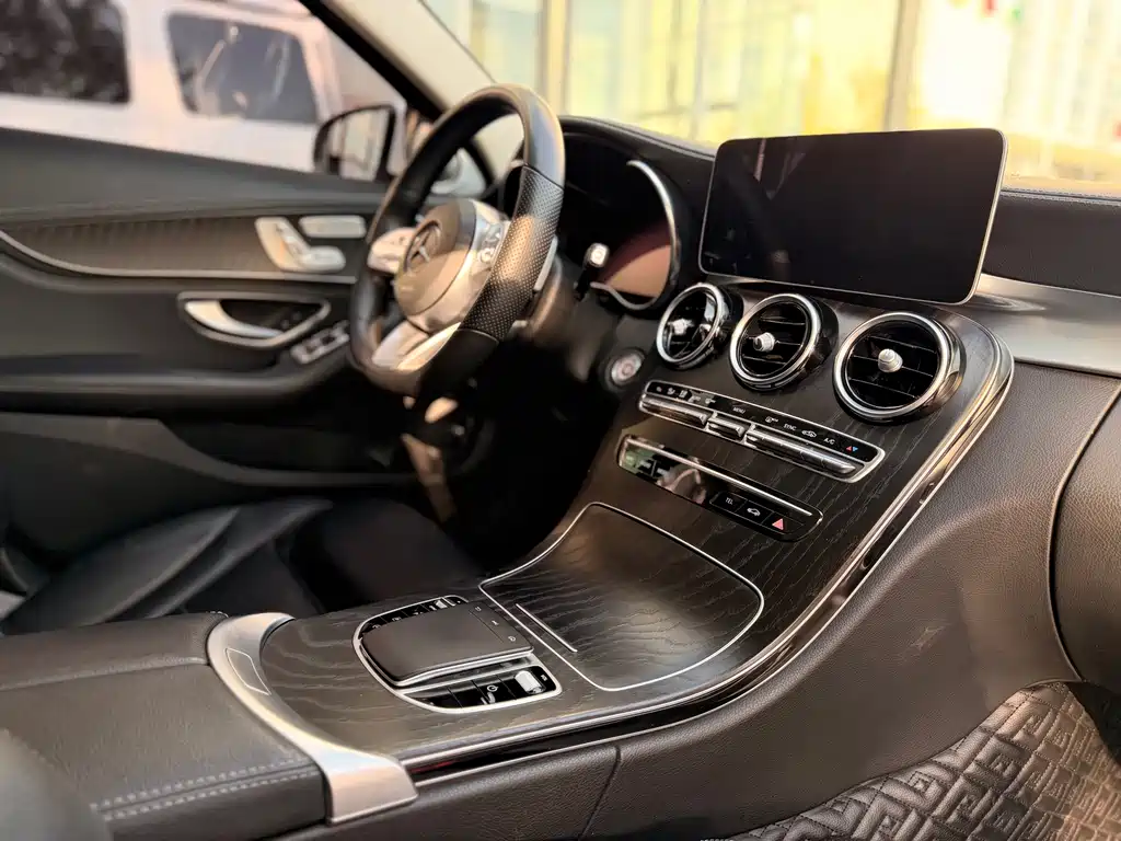 Mercedes-Benz C-Class — миниатюра 25