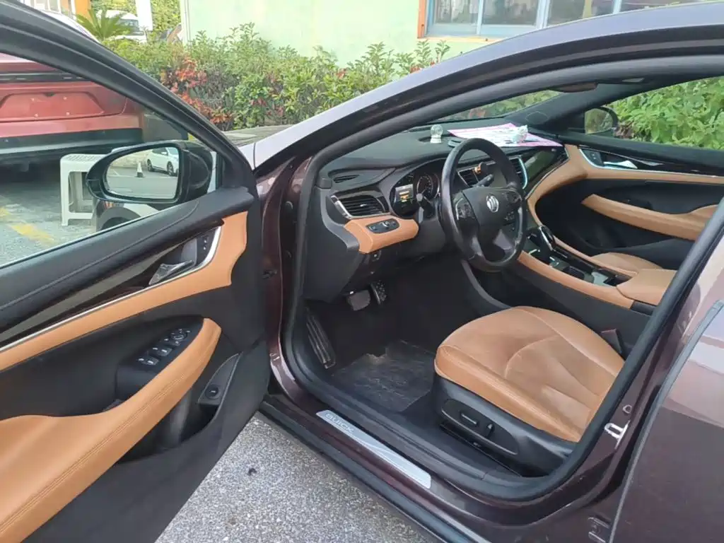 Buick LaCrosse — миниатюра 16