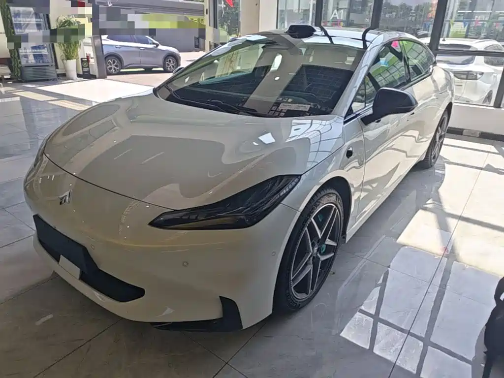 Hyper GT
