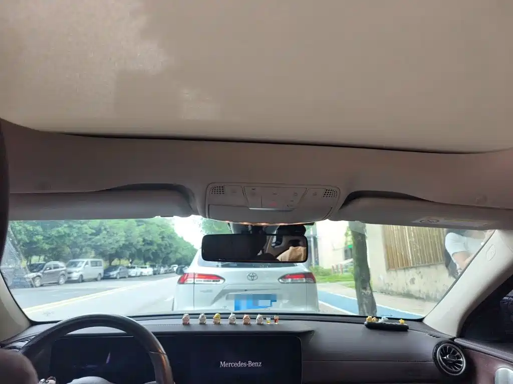 Mercedes-Benz E-Class — миниатюра 14