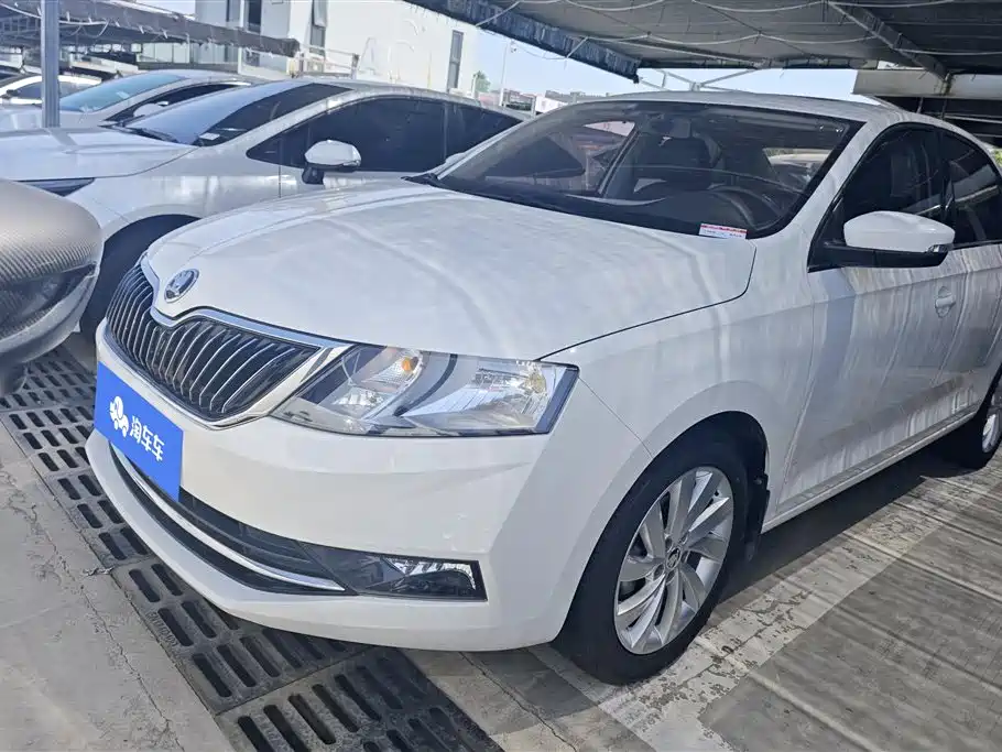 Купить Skoda Rapid