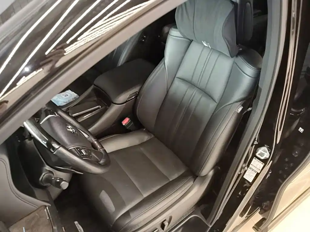 Toyota Vellfire — миниатюра 15