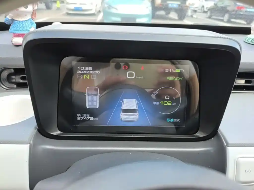 Wuling MINIEV — миниатюра 12