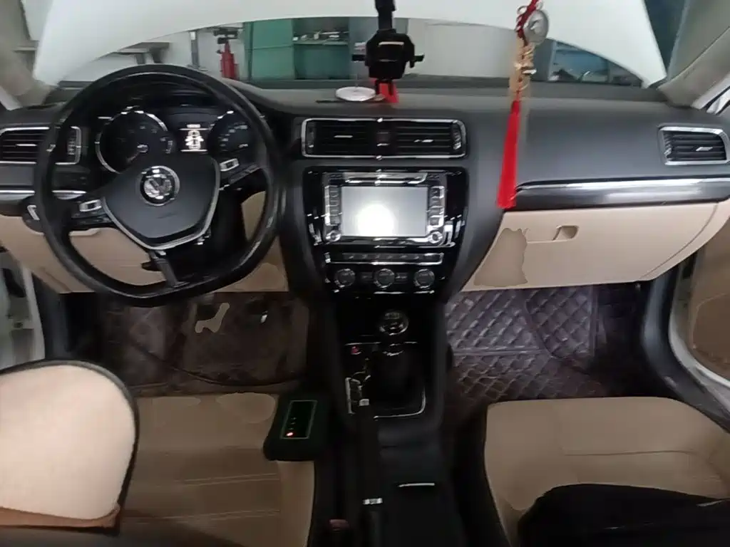 Volkswagen Sagitar — миниатюра 10