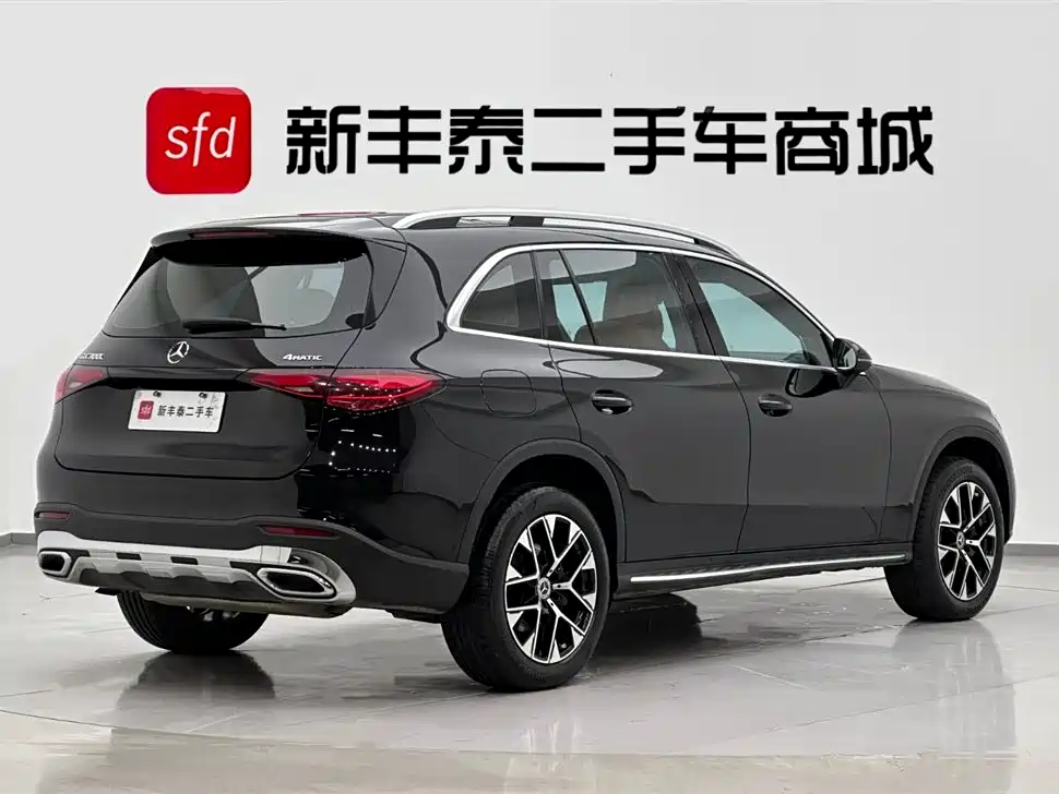Mercedes-Benz GLC 2023 GLC 260 L 4MATIC 7 мест