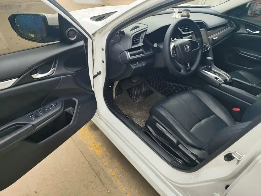 Honda Civic — миниатюра 16