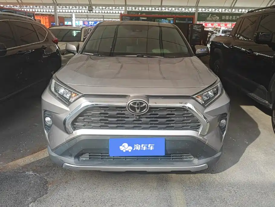 Toyota RAV4 — миниатюра 2