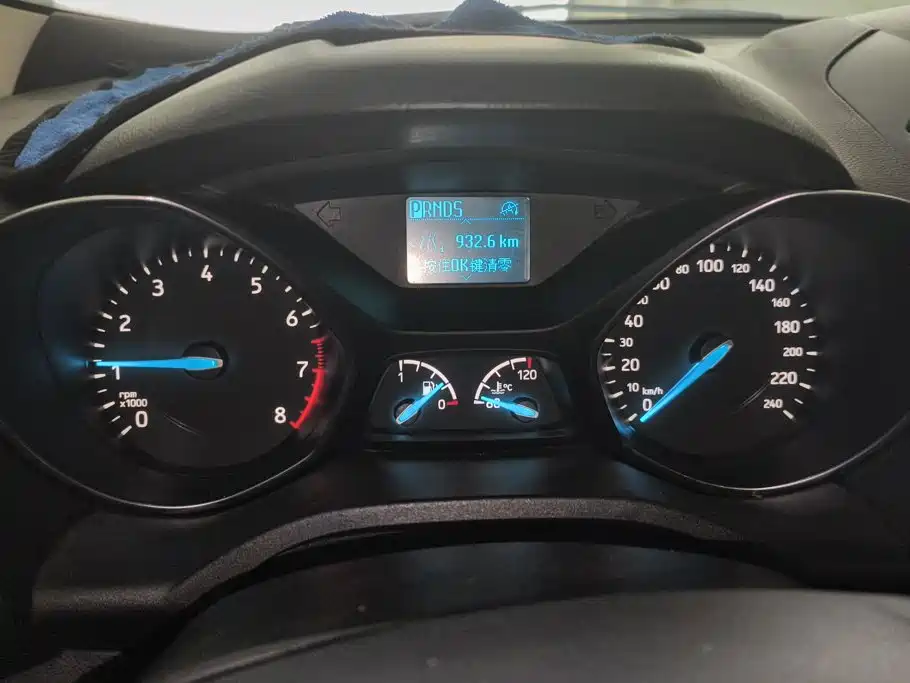 Ford Kuga — миниатюра 14