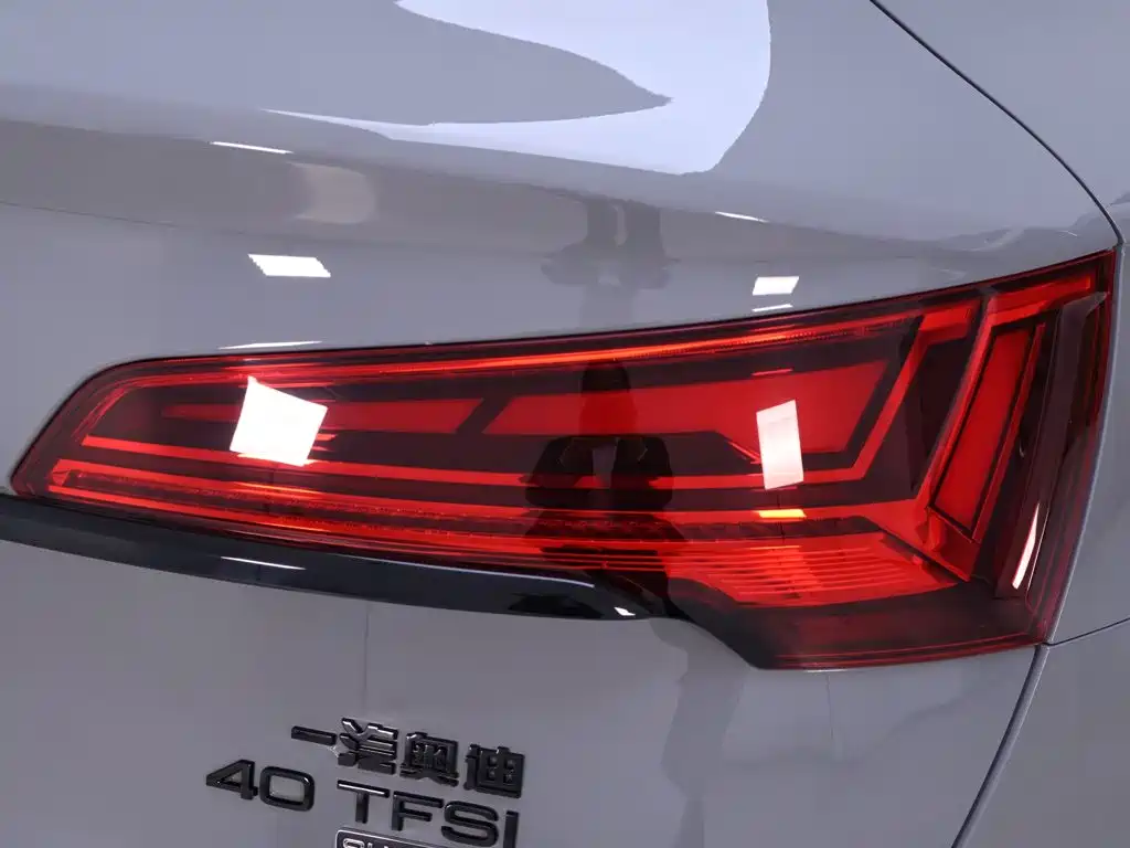 Audi Q5L Sportback — миниатюра 9