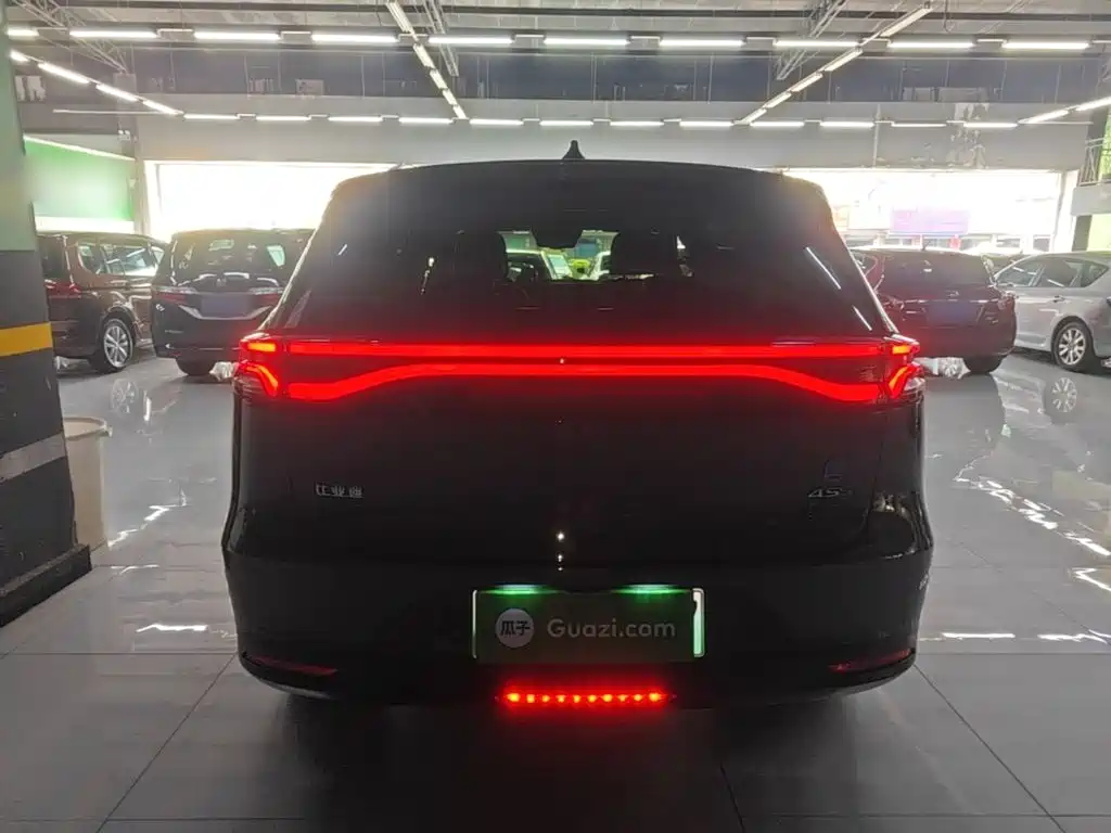 BYD Tang New Energy — миниатюра 6