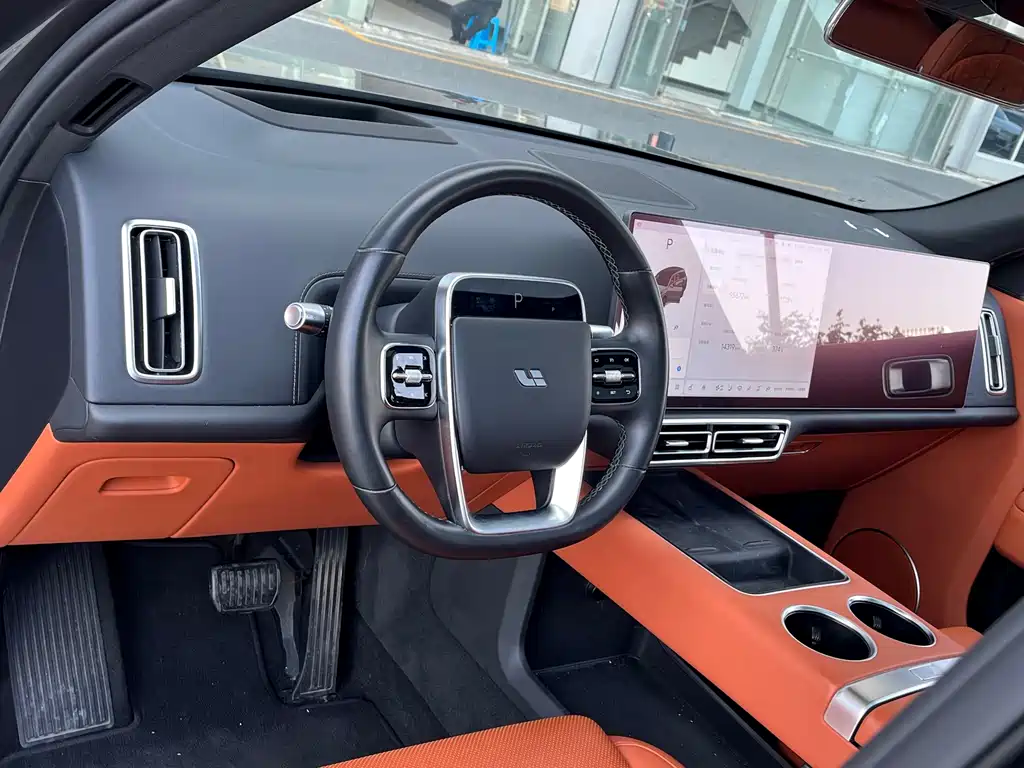 Li Auto Li L8 — миниатюра 10