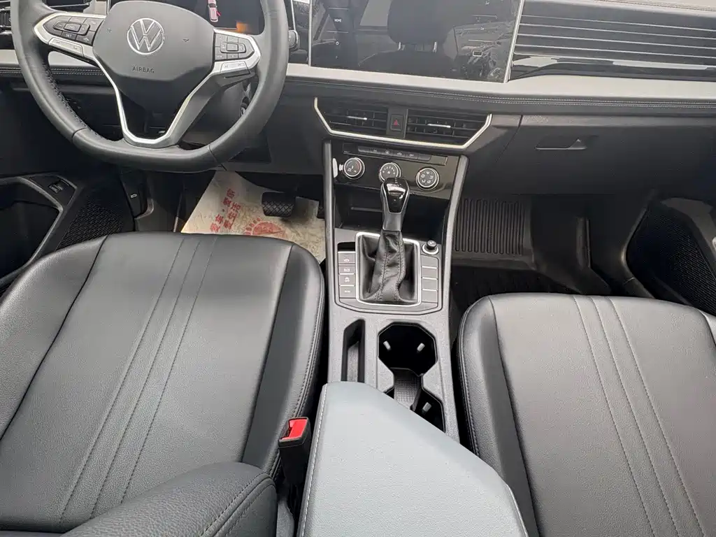 Volkswagen Sagitar — миниатюра 13