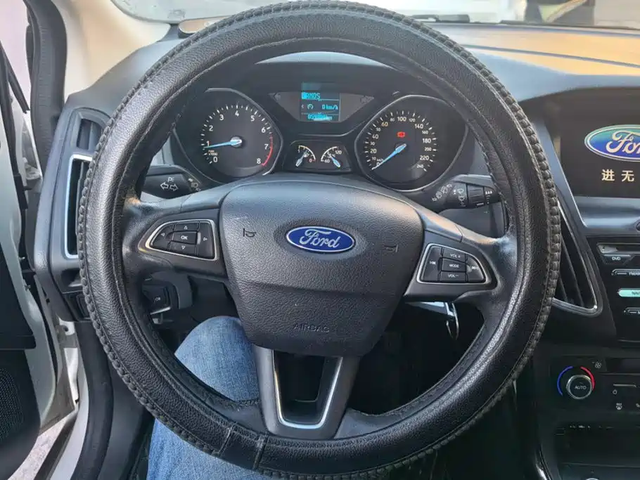 Ford Focus — миниатюра 15