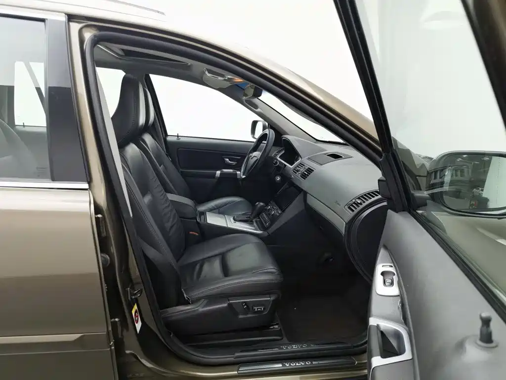 Volvo XC Classic — миниатюра 23