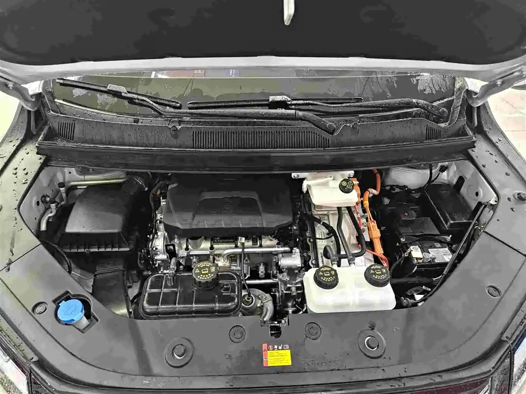 Wuling Звездный свет 730 Новая энергия — миниатюра 14