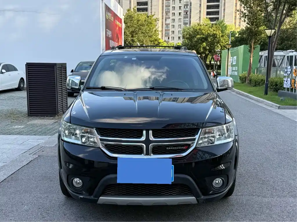 Dodge Journey — миниатюра 2