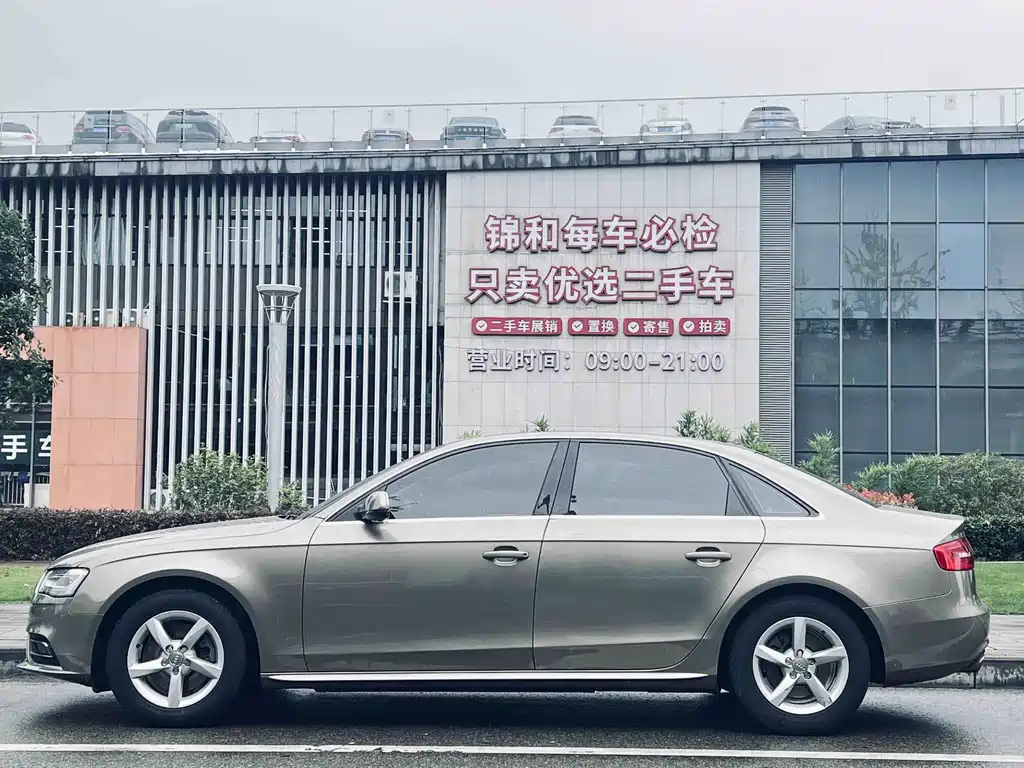 Audi A4L — миниатюра 14
