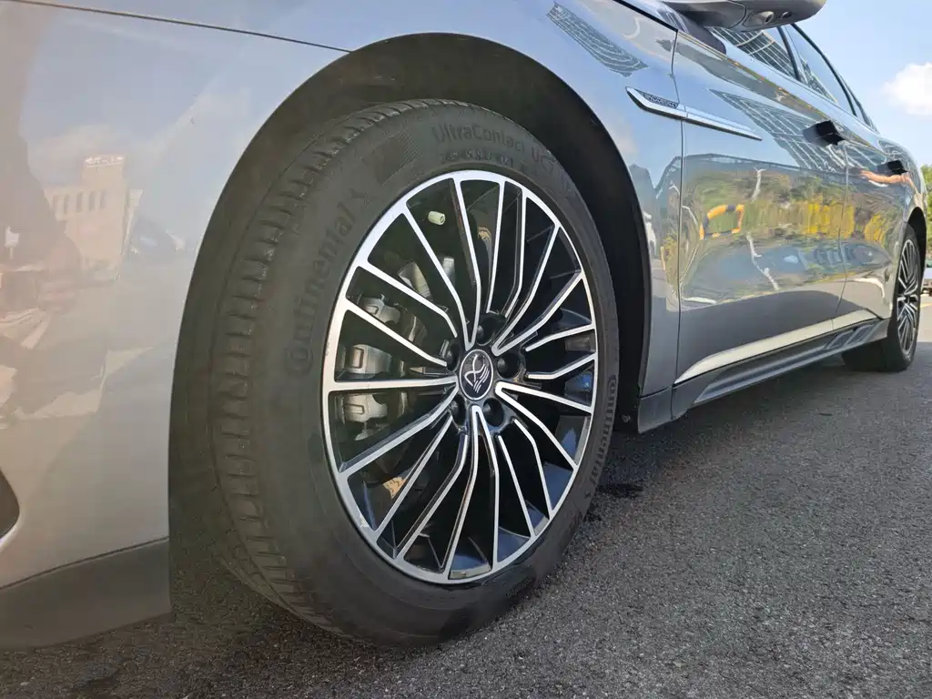 BYD Han — миниатюра 9