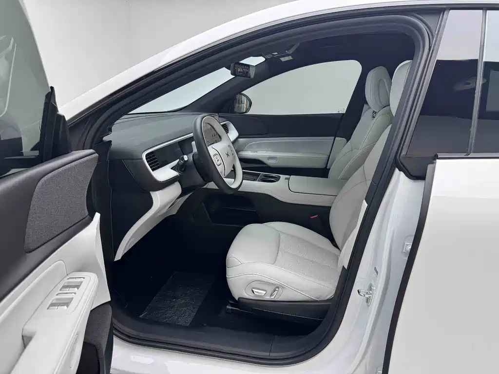 XPeng G6 — миниатюра 12