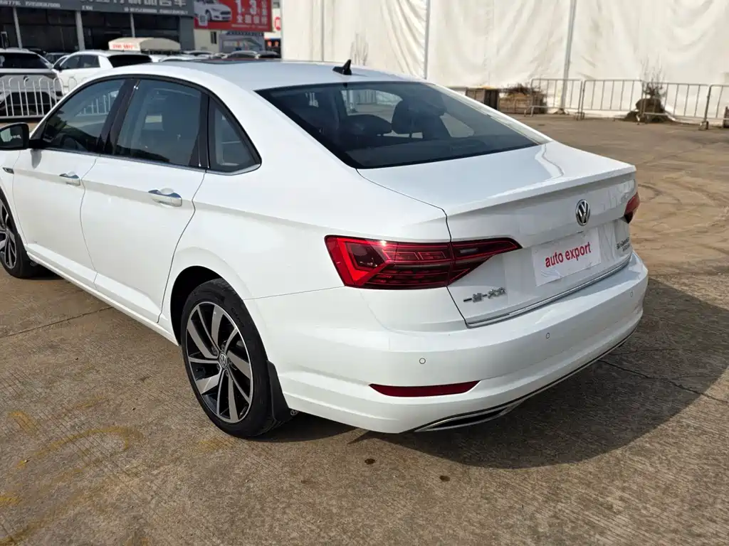 Volkswagen Sagitar — миниатюра 12