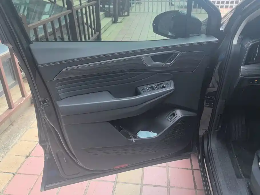 Volkswagen Talagon — миниатюра 7