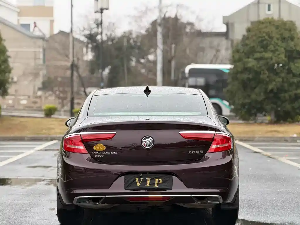 Buick LaCrosse 2018 28T Avenir