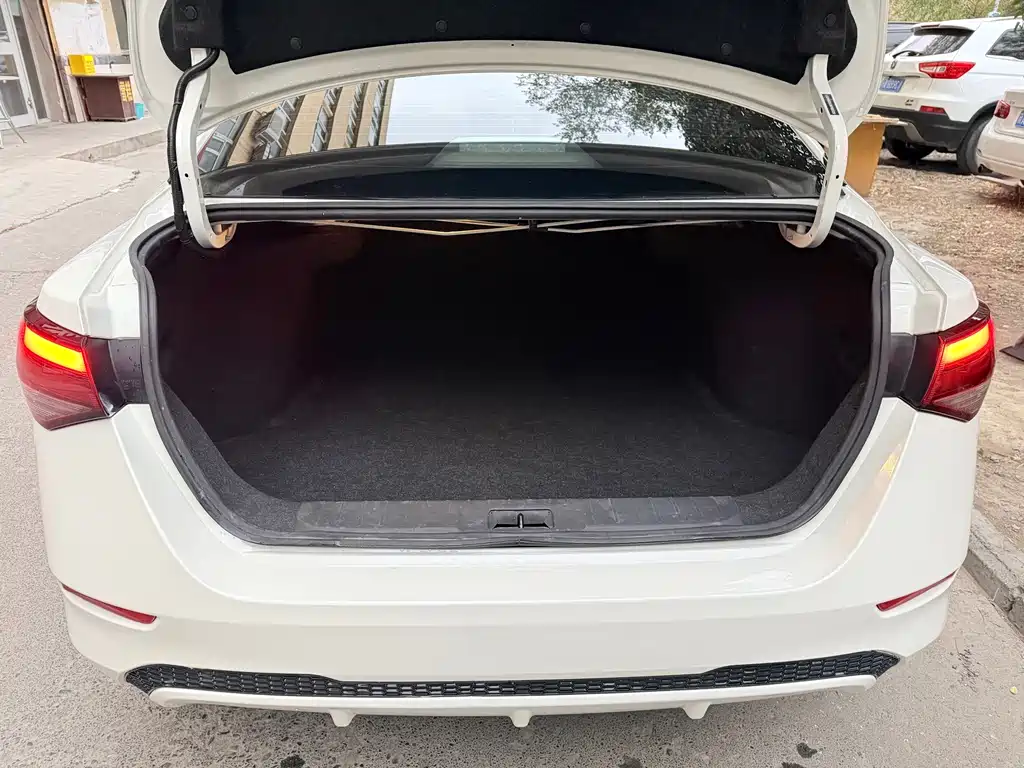 Nissan Sylphy — миниатюра 17