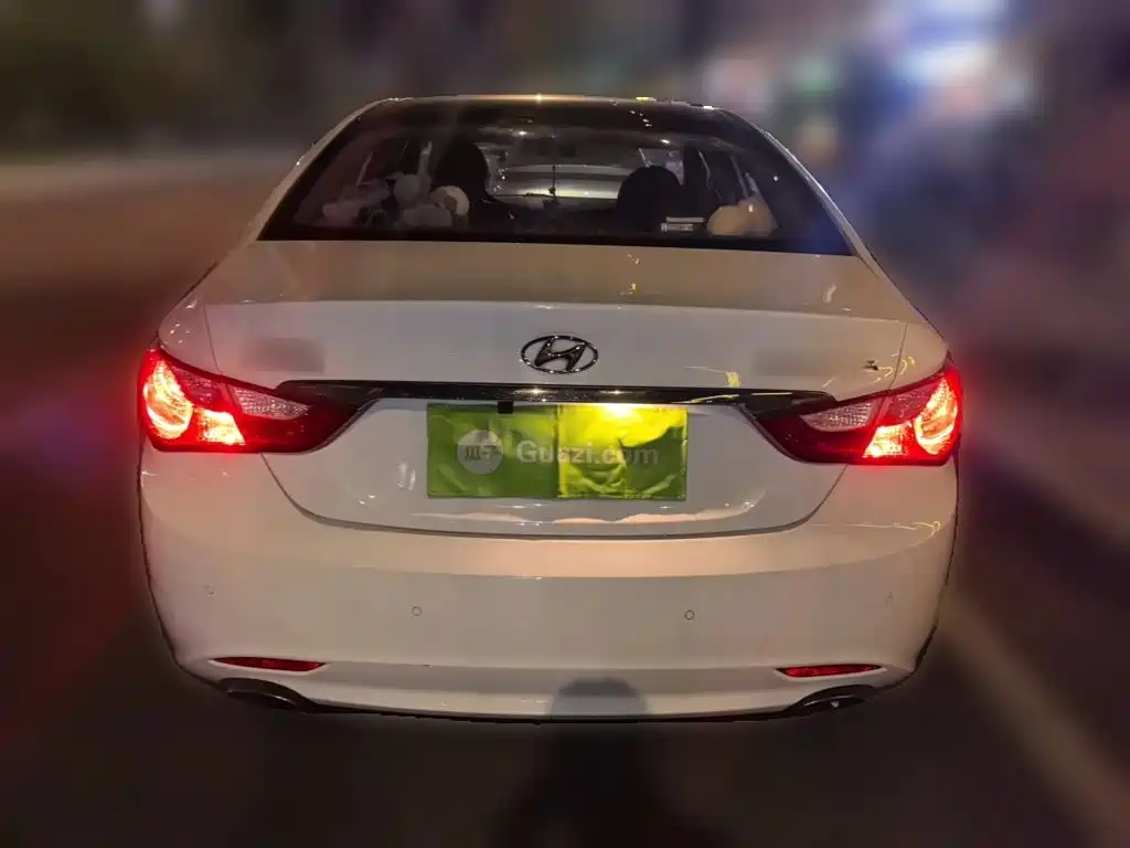 Hyundai Sonata — миниатюра 3