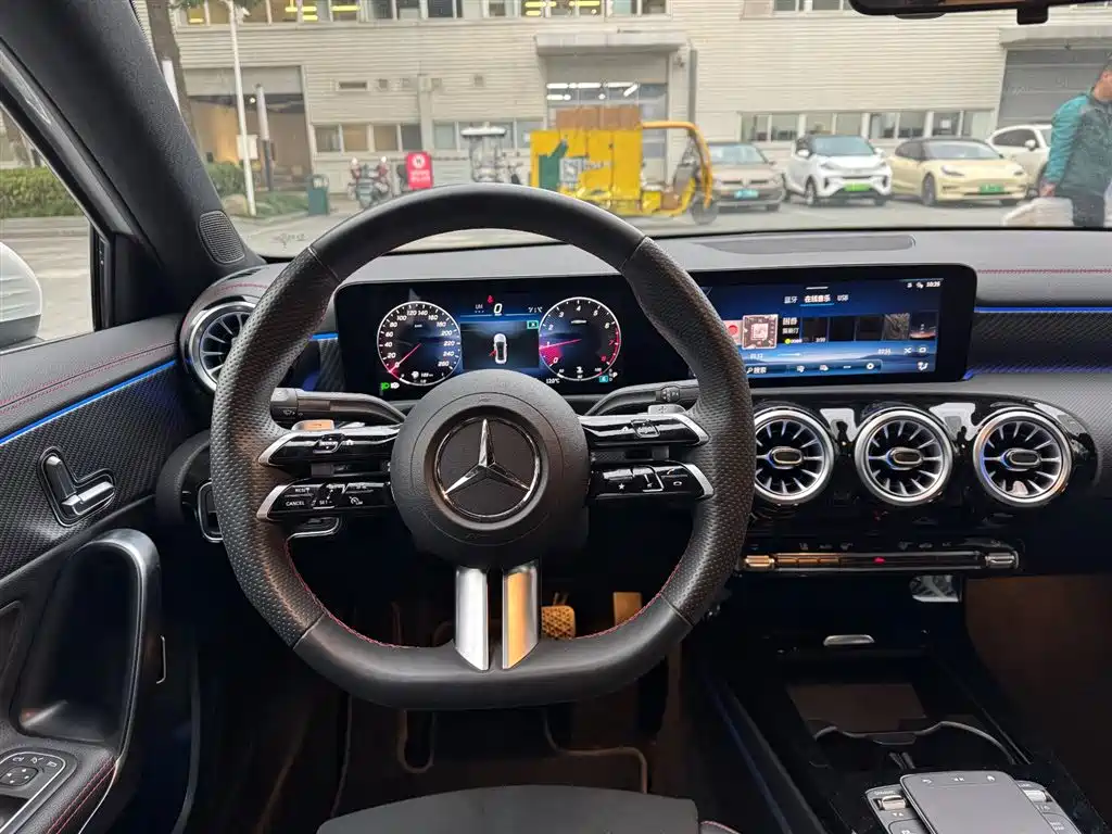 MERCEDES-BENZ A CLASS