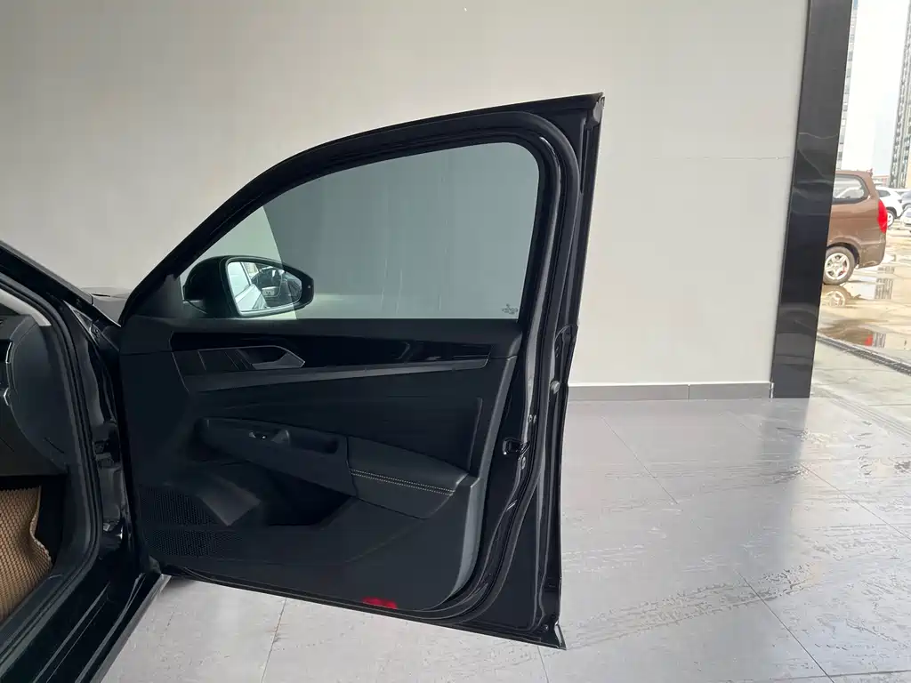 Volkswagen Passat — миниатюра 25