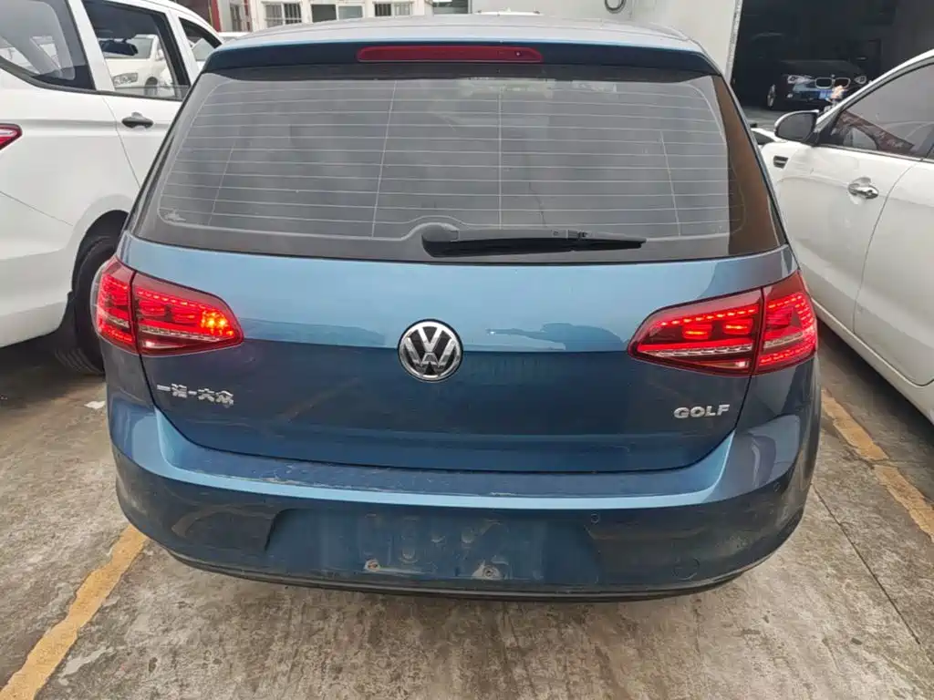 Volkswagen Golf — миниатюра 6