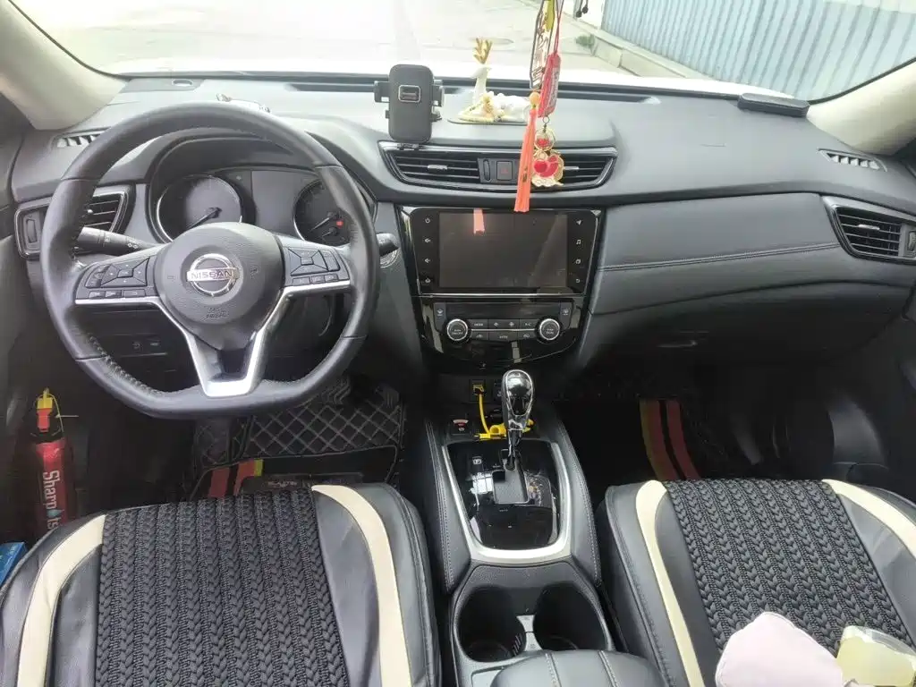 Nissan X-Trail — миниатюра 5