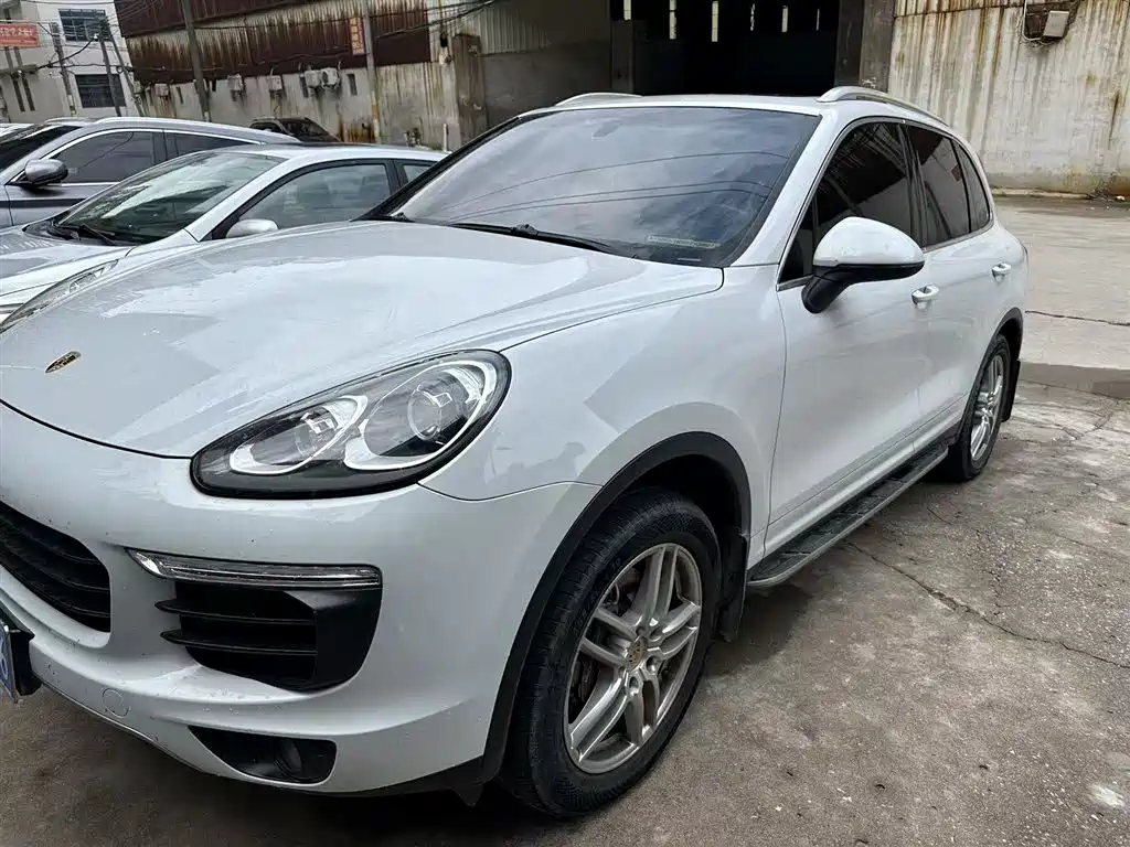 Porsche Cayenne 2016
