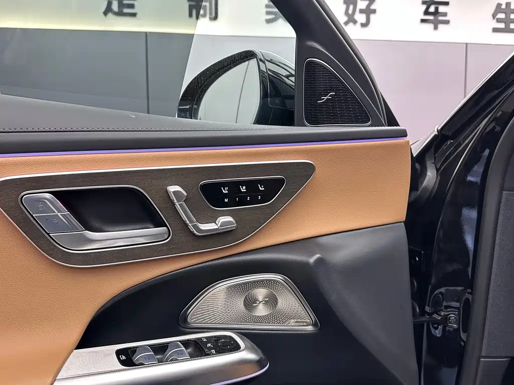 Mercedes-Benz E-Class E 2024 E 300 L Luxury