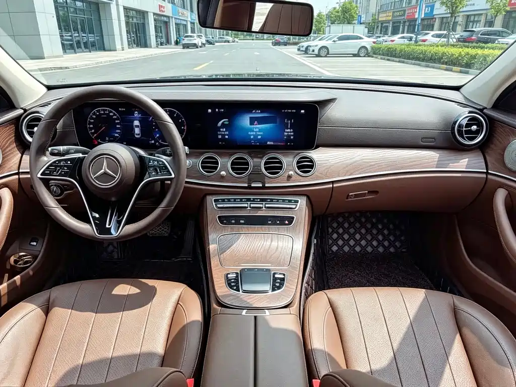 Mercedes-Benz E-Class — миниатюра 9