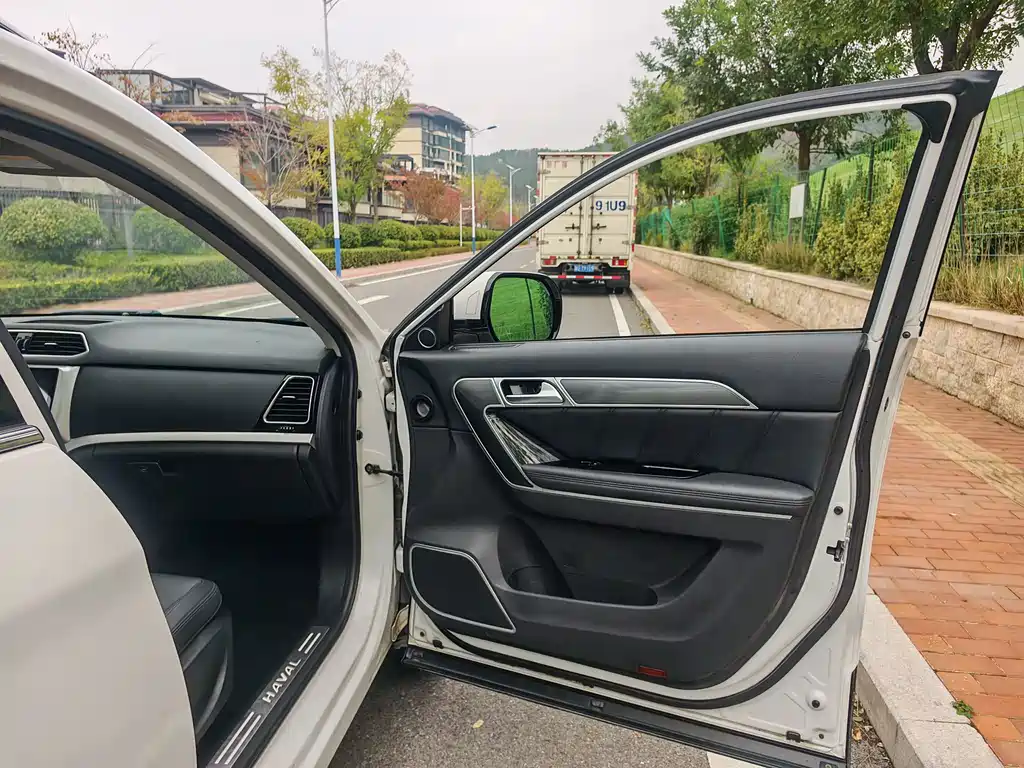 Haval H6 Coupe — миниатюра 23