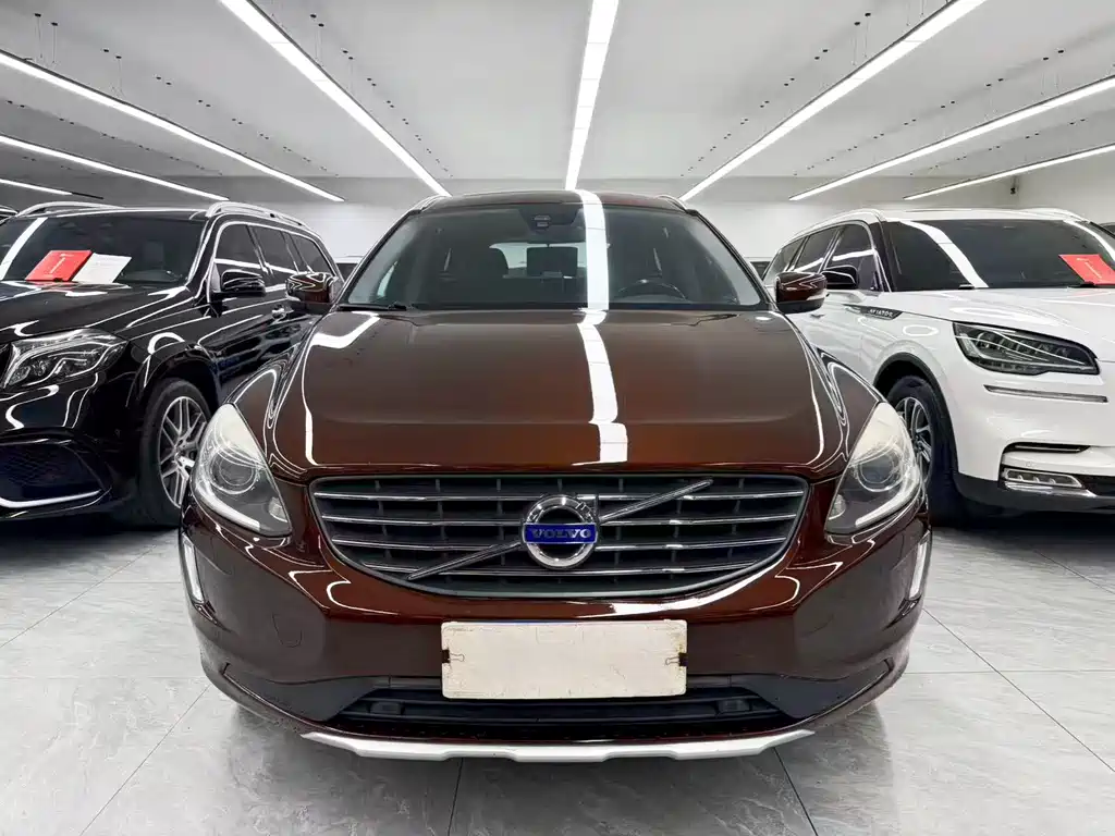 Volvo XC60 (Import) — миниатюра 2