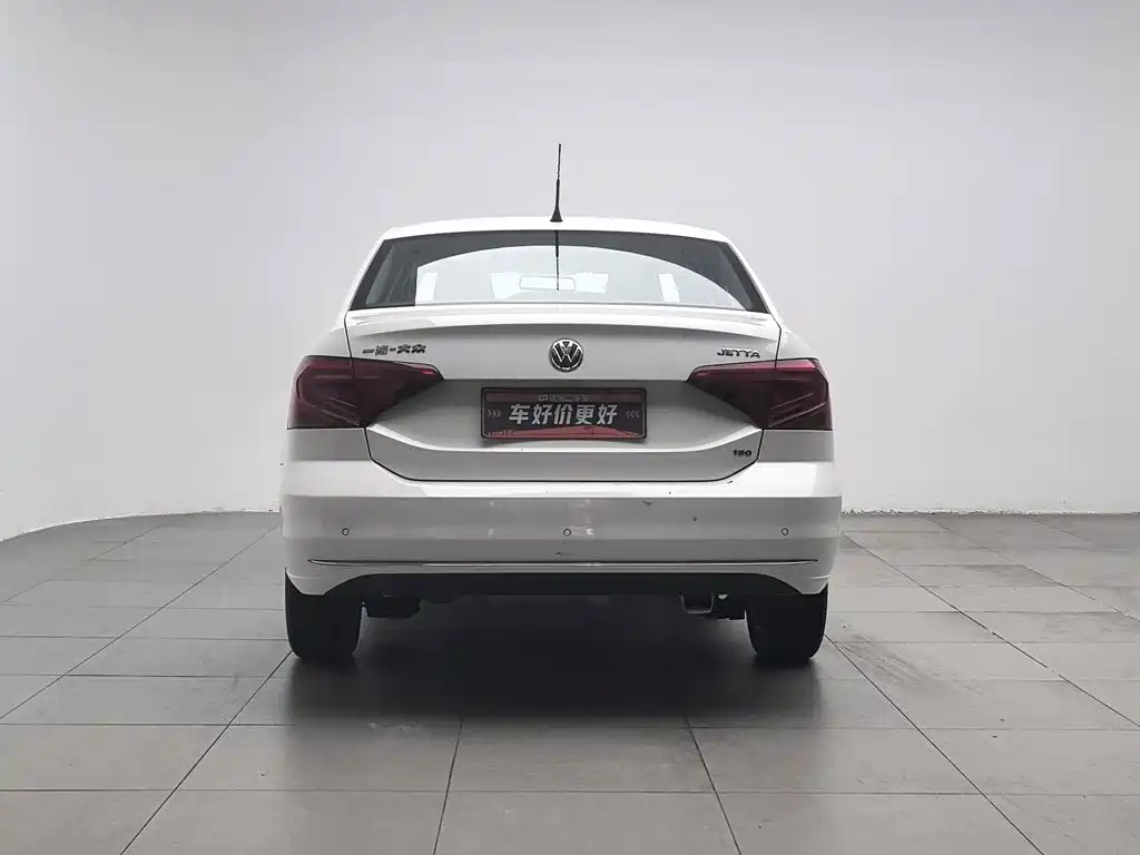Volkswagen Jetta — миниатюра 4