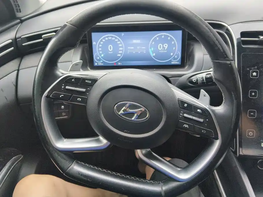 Hyundai Tucson — миниатюра 15