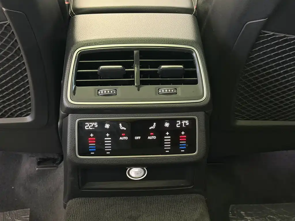 Audi A6L — миниатюра 9
