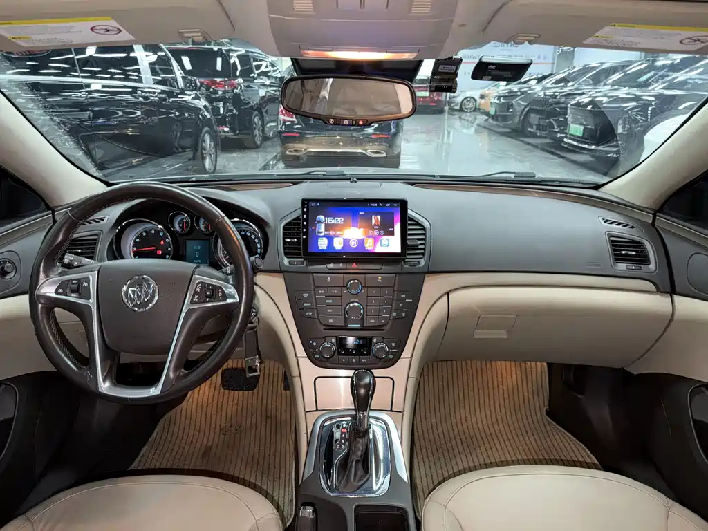 Buick Regal — миниатюра 12