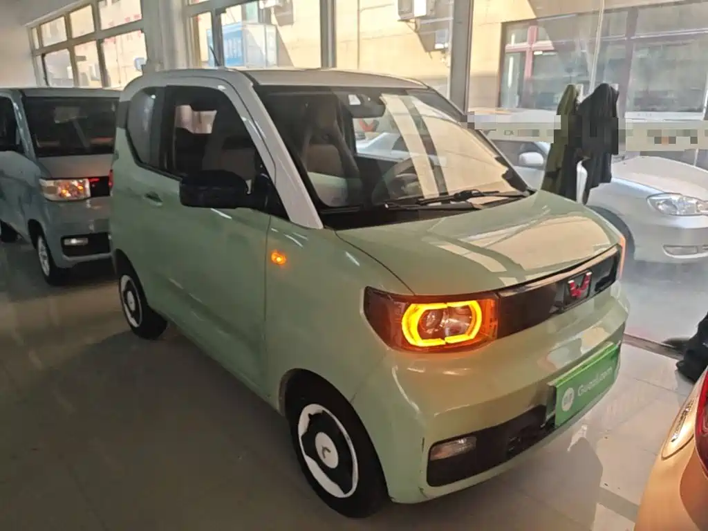 Wuling MINIEV — миниатюра 4