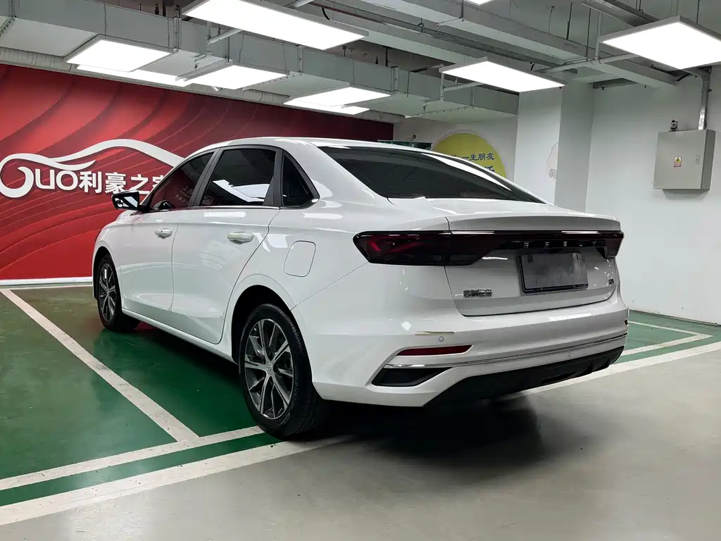 Geely Emgrand — миниатюра 5