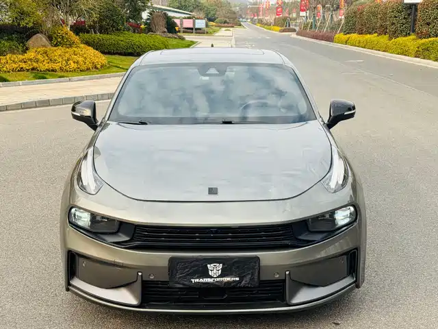 2022 Lynk & Co 03
