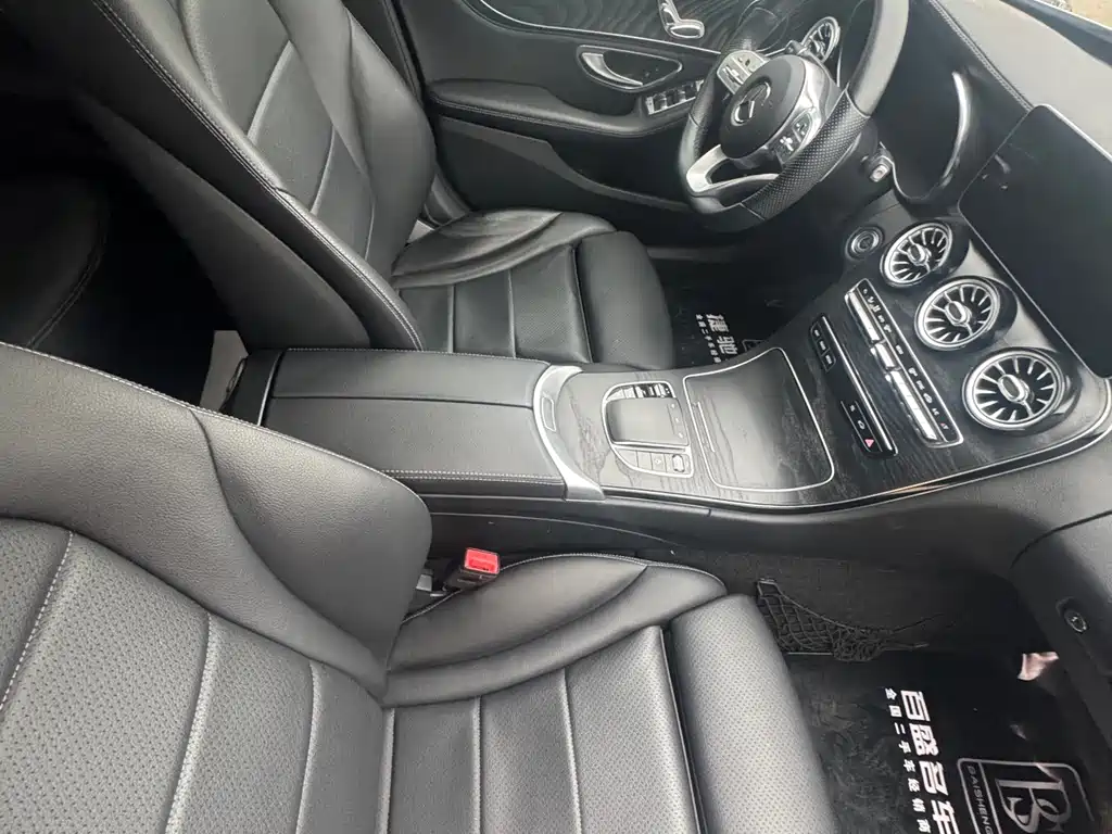 Mercedes-Benz C-Class — миниатюра 7